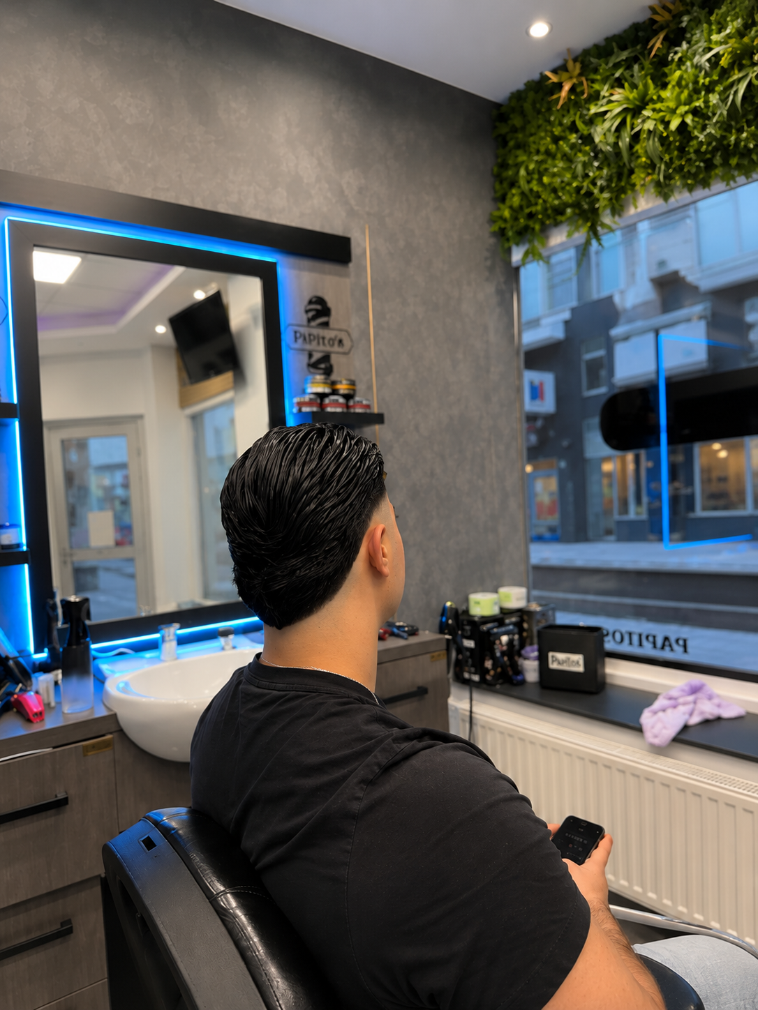 Knippen bij Papito's Barbershop Tilburg